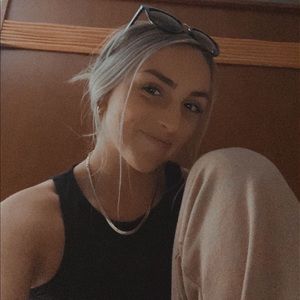 Meet your Posher, Devon